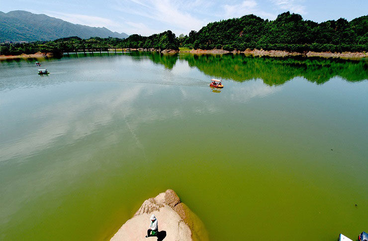 浏阳丹霞湖生态旅游度假村景致